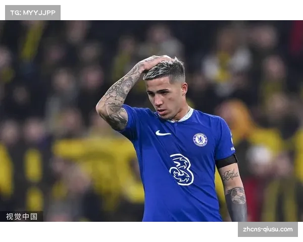 切尔西恩佐·费尔南德斯传球成功率73.3%，中场失控成短板